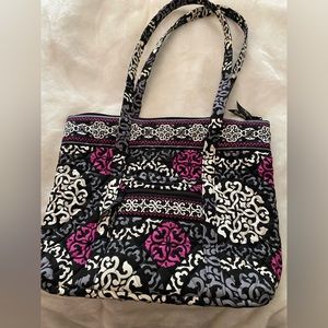 Vera Bradley Canterberry Magenta Zippered Tote Bag